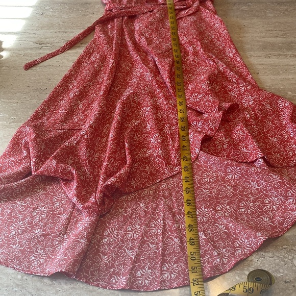 NWT Max Studio Peach& Cream Maxi Dress, see measurements in photos below. - Picture 7 of 11